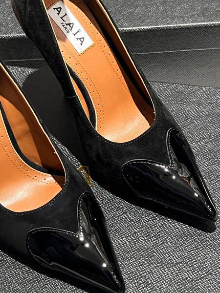 Туфли Alaïa женский замша черный 160773-3