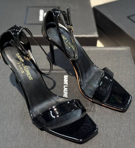 Босоножки Saint Laurent женский кожа черный 191526