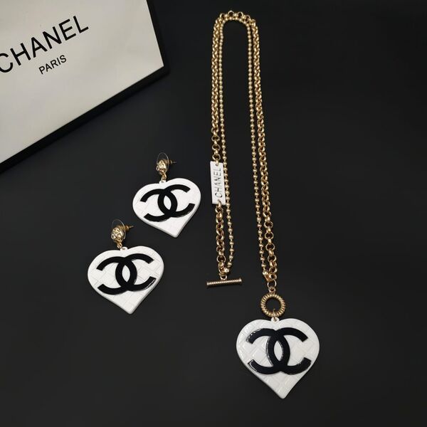 Подвеска Chanel 61620