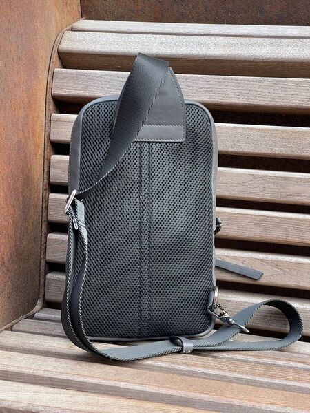 Мужская сумка слинг Loewe мужской кожа черный 42963-2