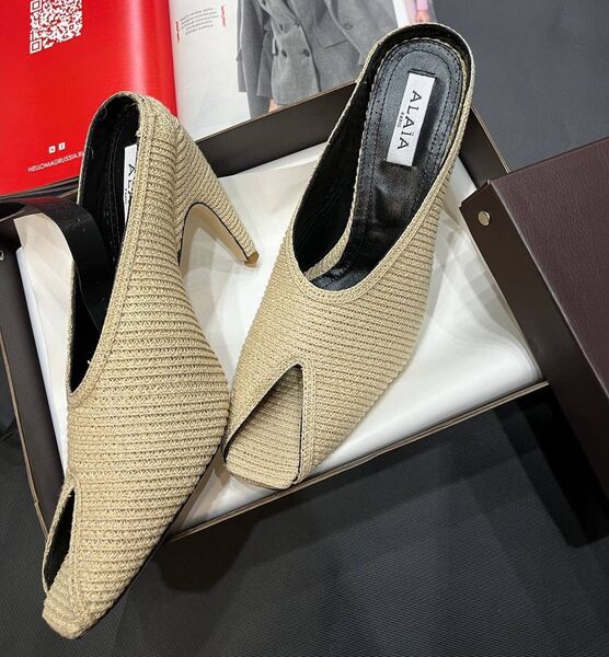 Мюли Alaïa женский текстиль бежевый 155855