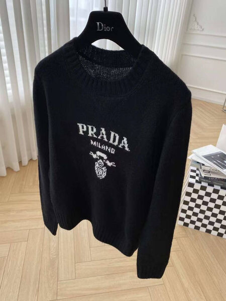 Свитер Prada женский черный 127584-3