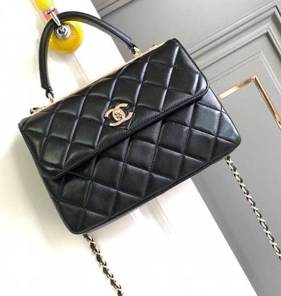 Сумка Chanel женский кожа черный 138489