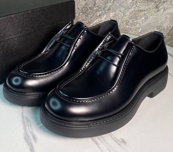 Мужские туфли Prada мужской кожа черный 170960