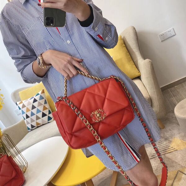 Сумка Chanel (30 см) женский кожа бордовый 73562-8