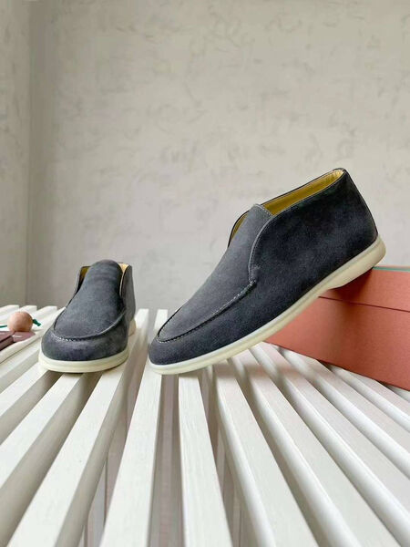Мужские лоферы Loro Piana мужской замша графитовый 135584-3