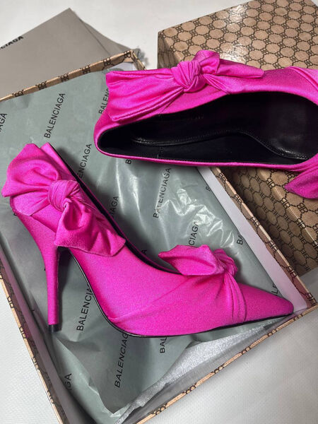 Туфли Balenciaga женский розовый 149522-3