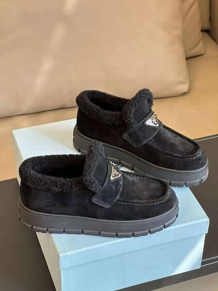 Лоферы Prada женский замша черный 127193-2
