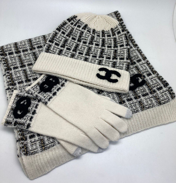 Комплект Chanel вязаная ткань белый 95439
