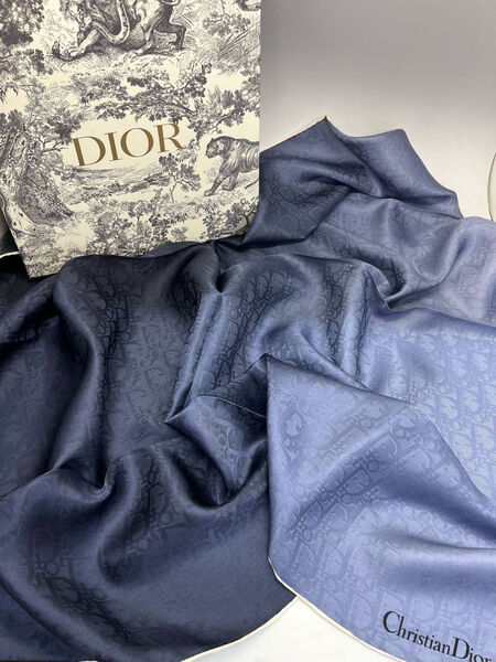 Платок Christian Dior женский шелк синий 197677