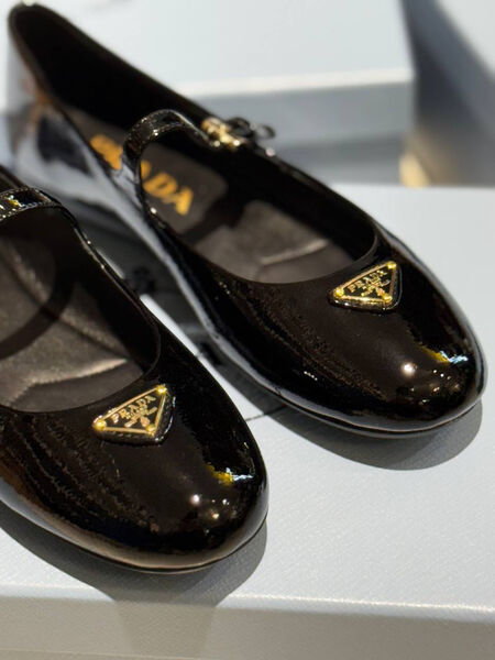 Балетки Prada женский кожа черный 173735-3
