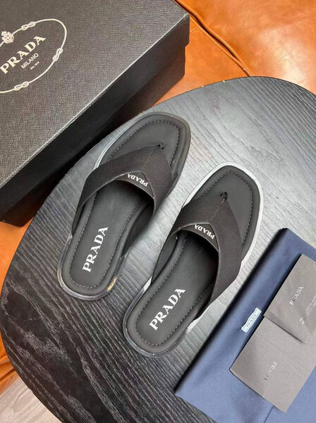 Мужские шлепки Prada мужской кожа черный 135351-3