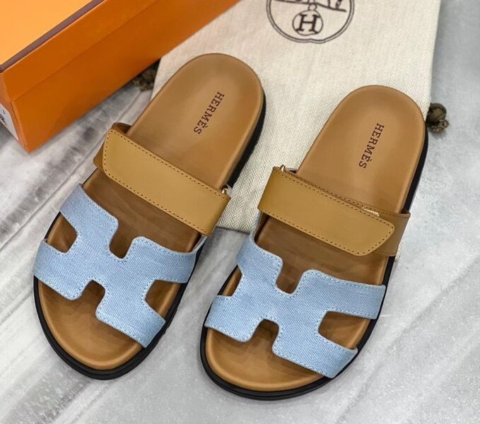 Шлепки Hermès женский кожа бежевый 104076