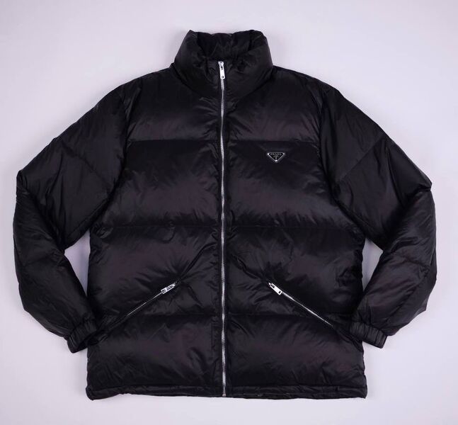 Мужской пуховик Prada мужской черный 165940