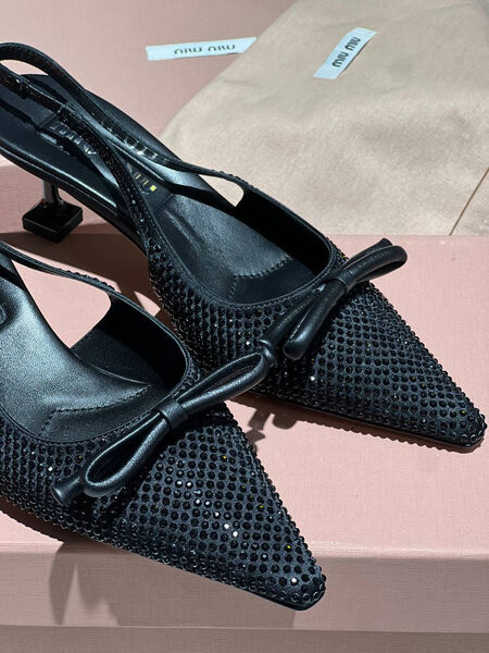Туфли Miu Miu женский стразы черный 138140-5