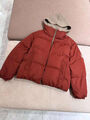 Пуховик Brunello Cucinelli женский бордовый 162034-10
